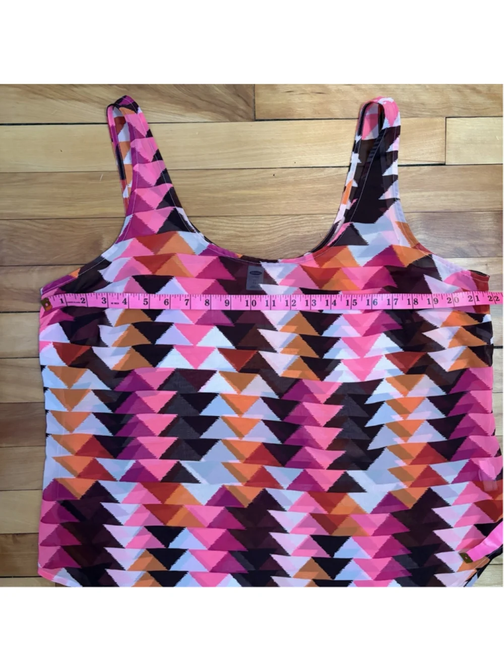 3 for 20 ✨ Old Navy Sheer Geometric Tank Top - XL - Picture 2 of 6